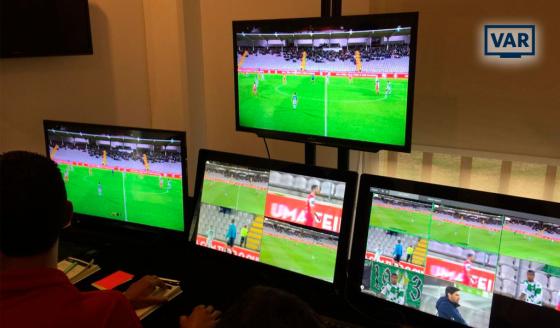 VAR VAR