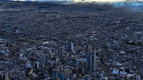 Tomada de la Alcaldía de Bogotá Alerta amarilla por la calidad del aire