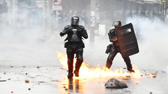 Policía Nacional sí incurrió en abusos contra manifestantes :HRW Policía Nacional sí incurrió en abusos contra manifestantes :HRW
