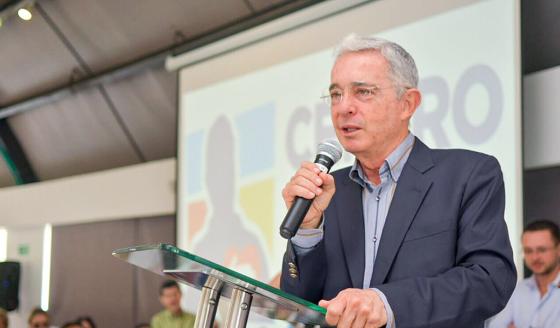 Álvaro Uribe Álvaro Uribe