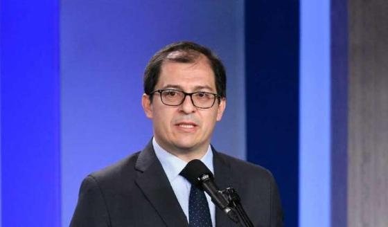 Piden al Fiscal general declararse impedido para investigar campaña Duque Piden al Fiscal general declararse impedido para investigar campaña Duque