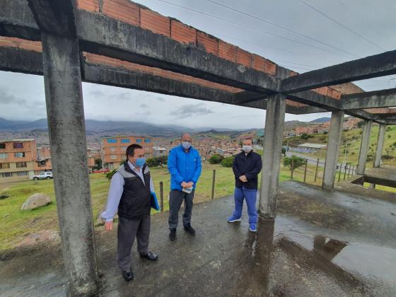 Distrito entregó el predio para la construcción del CAPS Manuela Beltrán Distrito entregó el predio para la construcción del CAPS Manuela Beltrán