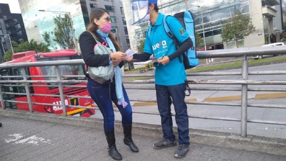 TransMilenio y Nueva EPS entregan tapabocas a los usuarios TransMilenio y Nueva EPS entregan tapabocas a los usuarios