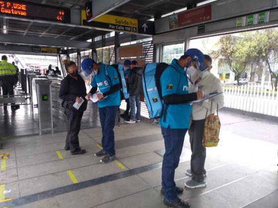 TransMilenio podría suspender su operación por sobre cupo en cuarentena