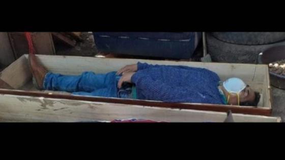 Alcalde peruano finge su muerte para no ser arrestado por incumplir el distanciamiento social Alcalde peruano finge su muerte para no ser arrestado por incumplir el distanciamiento social