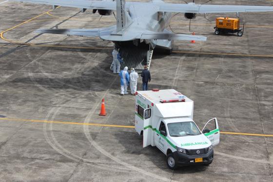 Inicia traslado de pacientes con Covid-19 desde Leticia hacia Bogotá