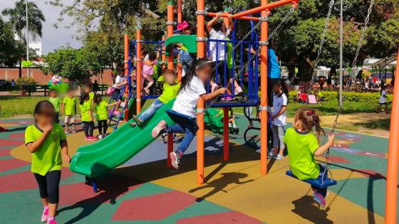 Niños en colombia saldrán