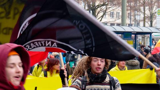 ¿Quiénes son 'Antifa' y por qué Trump los quiere declarar como terroristas? ¿Quiénes son 'Antifa' y por qué Trump los quiere declarar como terroristas?