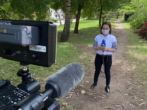 Érika Zapata: la periodista paisa que llegó pisando duro a Caracol TV Érika Zapata: la periodista paisa que llegó pisando duro a Caracol TV