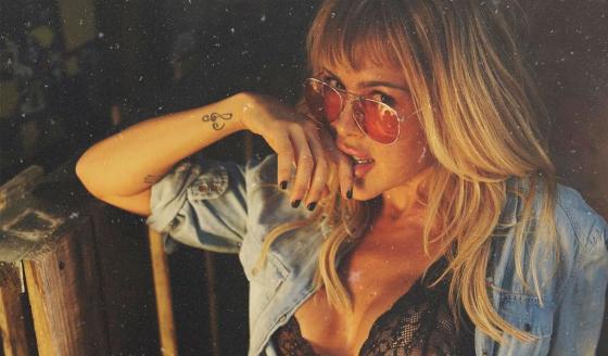 Natalia Paris Natalia Paris