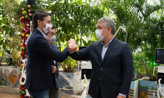 Gobierno entregó 50 ventiladores en Medellín para combatir el Covid-19 Gobierno entregó 50 ventiladores en Medellín para combatir el Covid-19