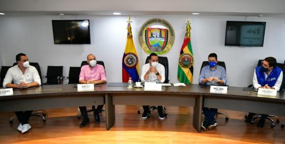 Así será el toque de queda en Santander por aumento de casos de Covid-19 Así será el toque de queda en Santander por aumento de casos de Covid-19