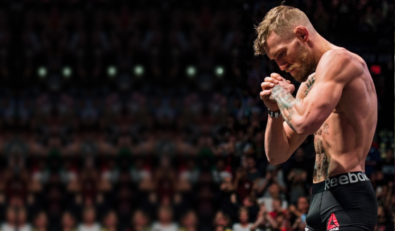 Conor McGregor reto a la WWE