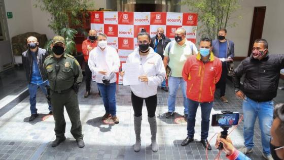 Comerciantes formales e informales de la calle 13 hicieron las paces