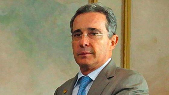 La historia detrás de la vida de Álvaro Uribe Vélez 