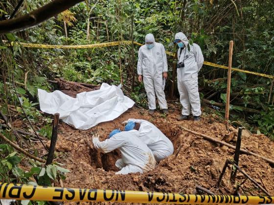 Fosa común secta religiosa en Panamá