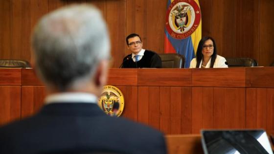 ¿El magistrado César Reyes debió declararse impedido en el caso Uribe?