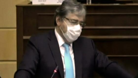 Moción de censura al ministro Carlos Holmes Trujillo