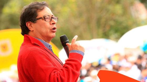 Gustavo Petro amenaza