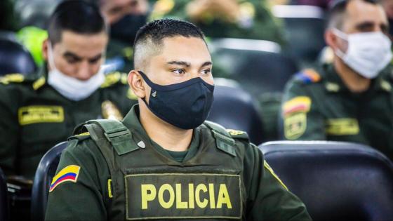Policías de Bogotá reciben capacitación en derechos humanos Policías de Bogotá reciben capacitación en derechos humanos