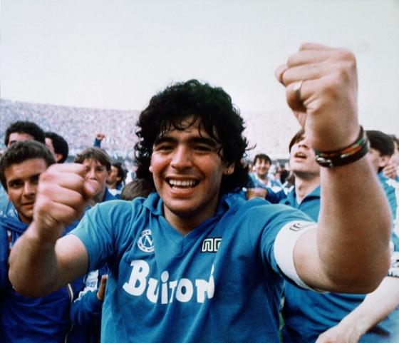 espaciales diego maradona