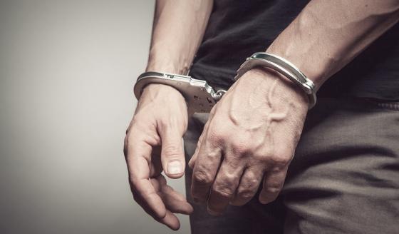 Asesinó a su exesposa justo cuando le cantaban el cumpleaños Asesinó a su exesposa justo cuando le cantaban el cumpleaños