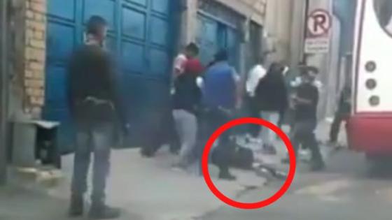 VIDEO | Habitantes de Puente Aranda toman justicia por mano propia contra ladrón VIDEO | Habitantes de Puente Aranda toman justicia por mano propia contra ladrón