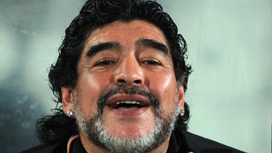 caminata de diego maradona