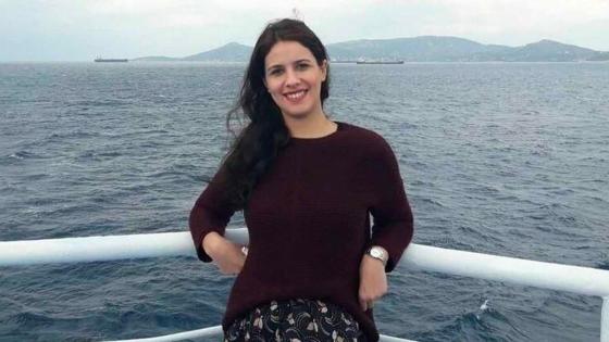 Profesora de inglés fue asesinada por exalumno que la acosó durante 5 años Profesora de inglés fue asesinada por exalumno que la acosó durante 5 años