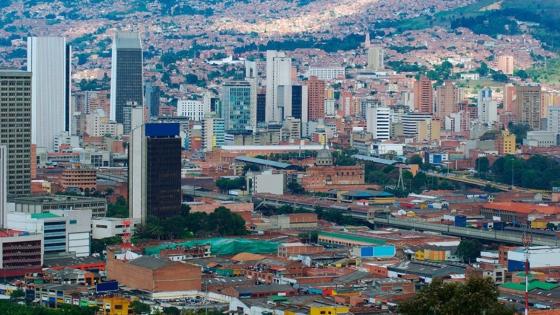 Medellín toque de queda