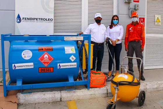 Fendipetróleo realizó importante donación a Providencia Fendipetróleo realizó importante donación a Providencia
