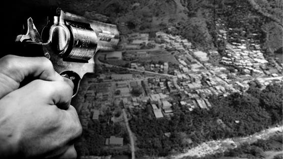 Autoridades confirman masacre de 4 personas en Cuturú, Caucasia Autoridades confirman masacre de 4 personas en Cuturú, Caucasia