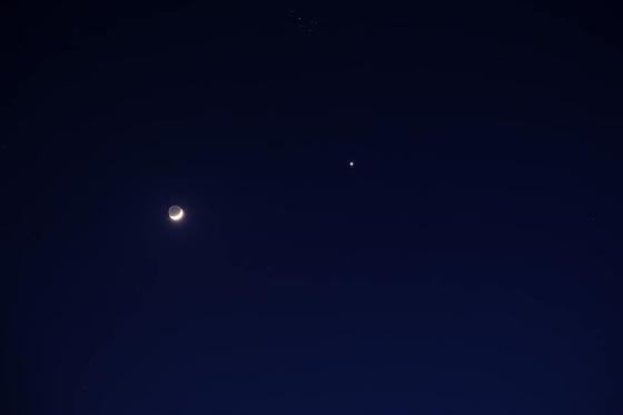 La luna y Venus