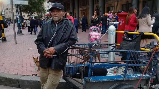 Historia de Don Jesús y sus perros Historia de Don Jesús y sus perros