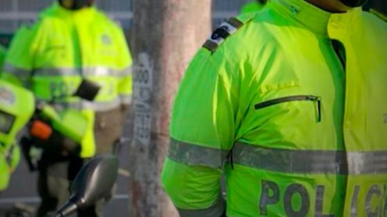 Policías intentaron robar carro en Usaquén Policías intentaron robar carro en Usaquén