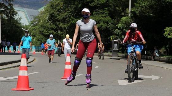 Reactivan ciclovías y piscinas públicas en Medellín