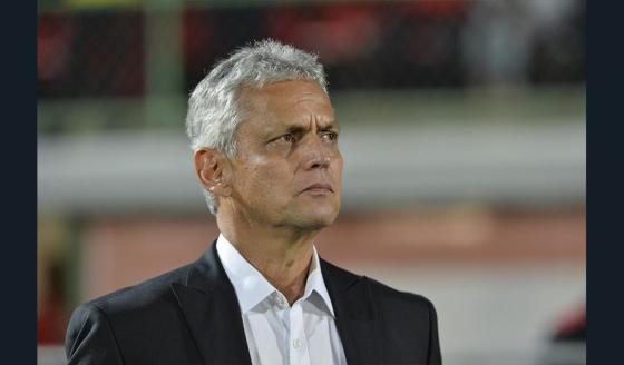 Reinaldo Rueda deja de ser entrenador de Chile Reinaldo Rueda deja de ser entrenador de Chile