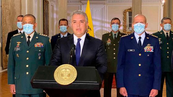 Presidente anuncia tres días de duelo por muertos por Covid-19