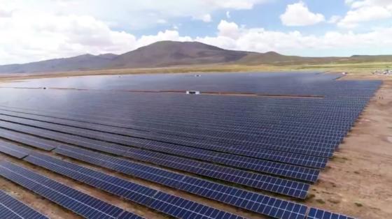 Bolivia inaugura la planta de energía solar más alta del mundo Bolivia inaugura la planta de energía solar más alta del mundo