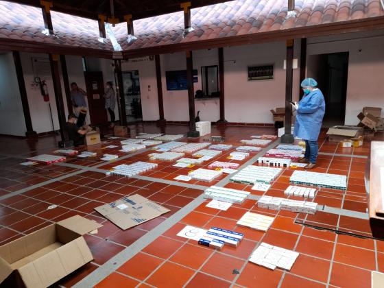 Decomisan medicamentos, suplementos y anabólicos falsos en Bogotá Decomisan medicamentos, suplementos y anabólicos falsos en Bogotá