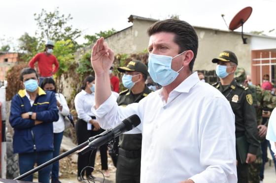 "En Venezuela se asustaron por nuevo grupo militar": Diego Molano "En Venezuela se asustaron por nuevo grupo militar": Diego Molano