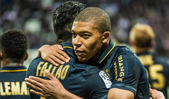 Elogios a Falcao García de Kylian Mbappé