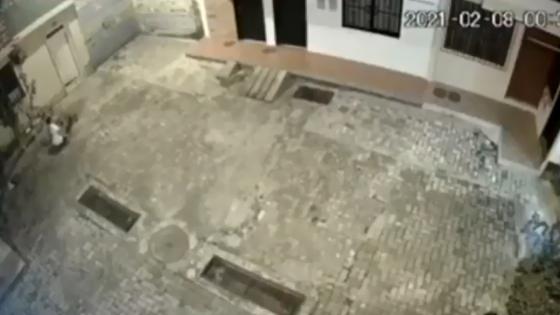 Mujer se lanzó de un segundo piso para evitar agresión de su pareja Mujer se lanzó de un segundo piso para evitar agresión de su pareja