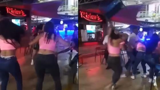 Pelea entre meseras del Centro Comercial Palmetto Pelea entre meseras del Centro Comercial Palmetto