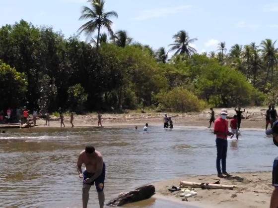 Sorprendidos en playas