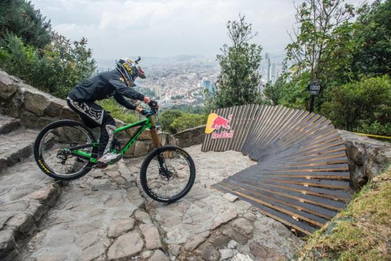 Monserrate Cerro Abajo