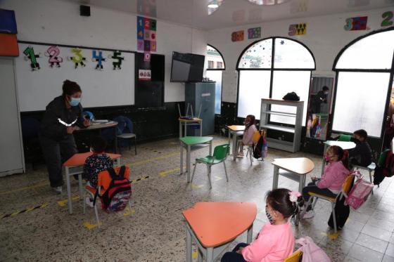 Clases presenciales colegios públicos de Bogotá