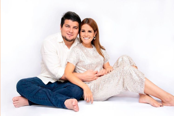 FOTOS | Astrid Quirós y Javi Varela mostraron a su hija Silvana FOTOS | Astrid Quirós y Javi Varela mostraron a su hija Silvana