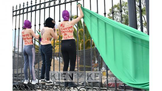 Con movilizaciones, redes feministas latinoamericanas conmemoran el 8-M Con movilizaciones, redes feministas latinoamericanas conmemoran el 8-M