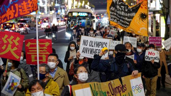 Protestas en Tokio contra el desarrollo de los Juegos Olímpicos Protestas en Tokio contra el desarrollo de los Juegos Olímpicos
